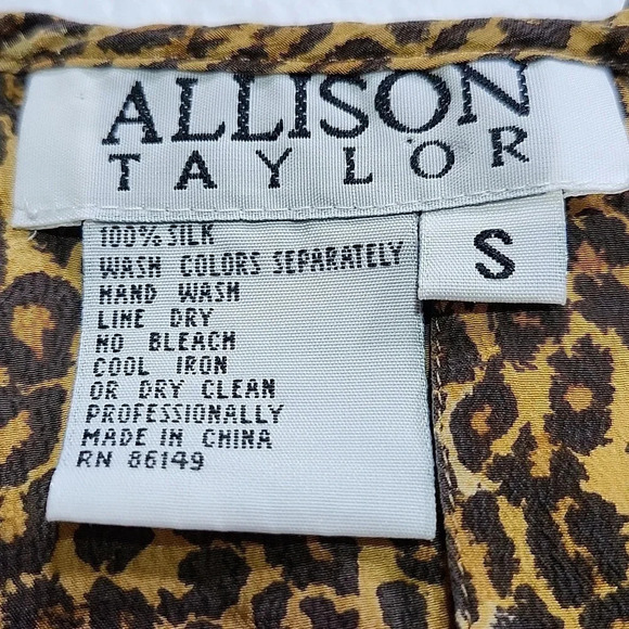 Allison Taylor Leopard Print Short Sleeve Blouse Size S - Picture 7 of 9